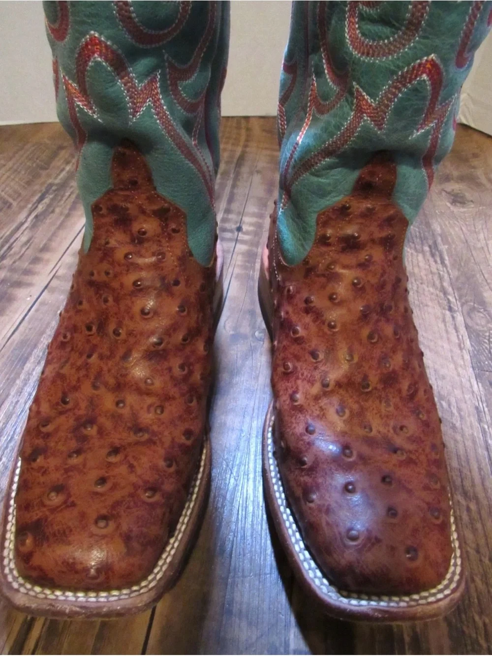 Great condition Macie Beam Brown Ostrich Leather Western Boots with Teal moment
